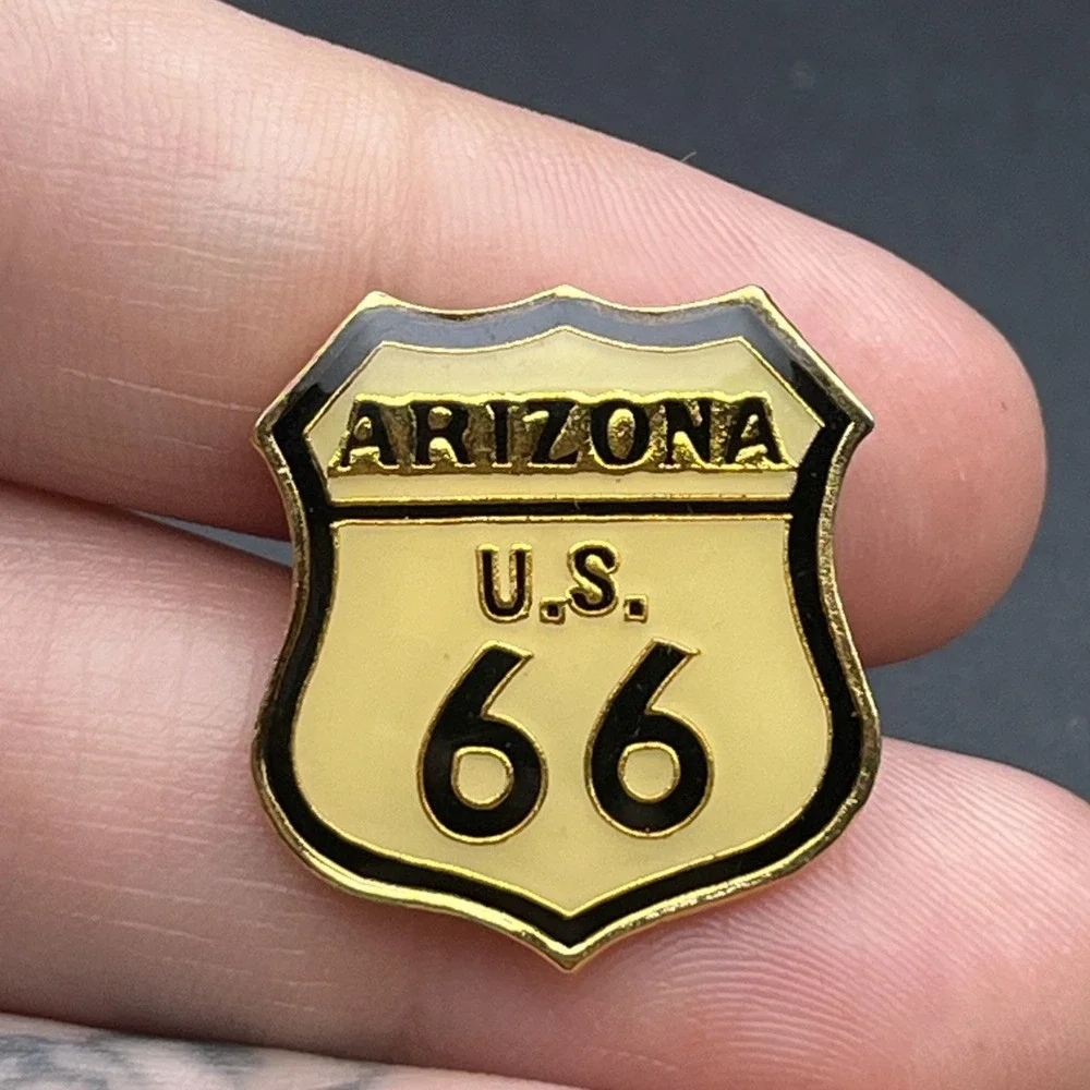 U.S. Route 66 Sign State Of Arizona USA Lapel Hat Pin‎